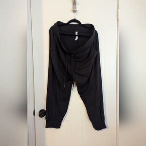 Lululemon joggers